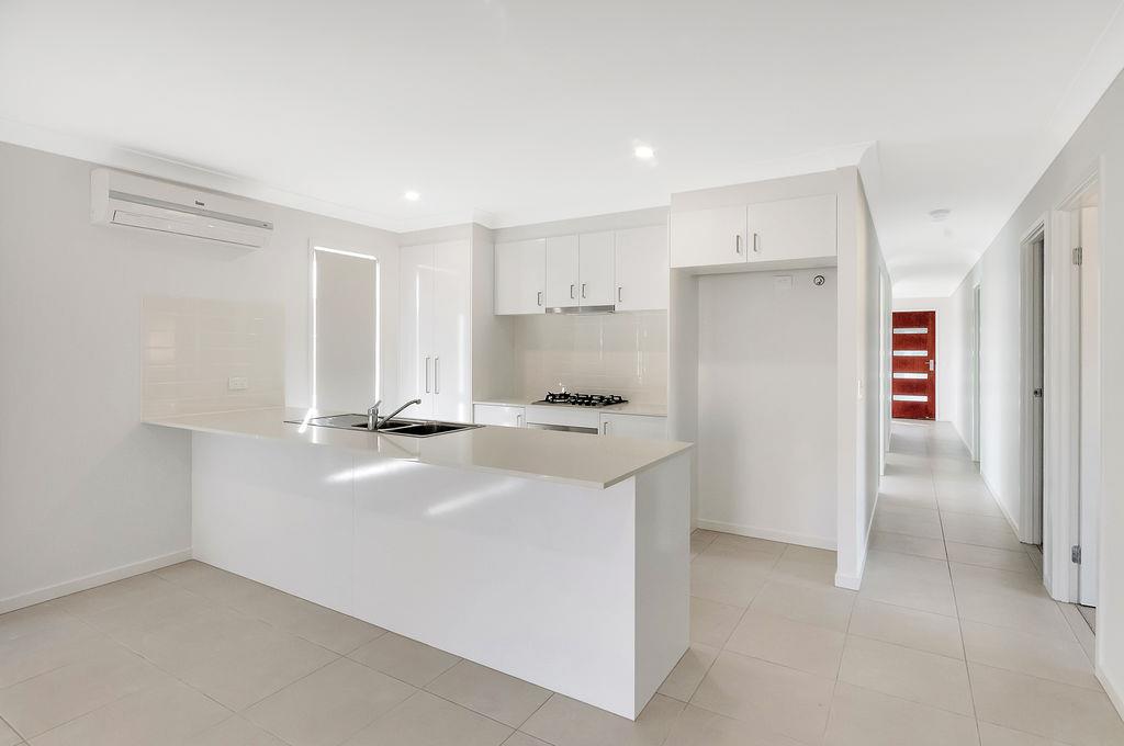 174410474__1762908673-40591-Kitchenshot