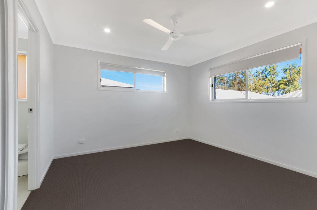 174410809__1762908701-40654-Masterbedroom