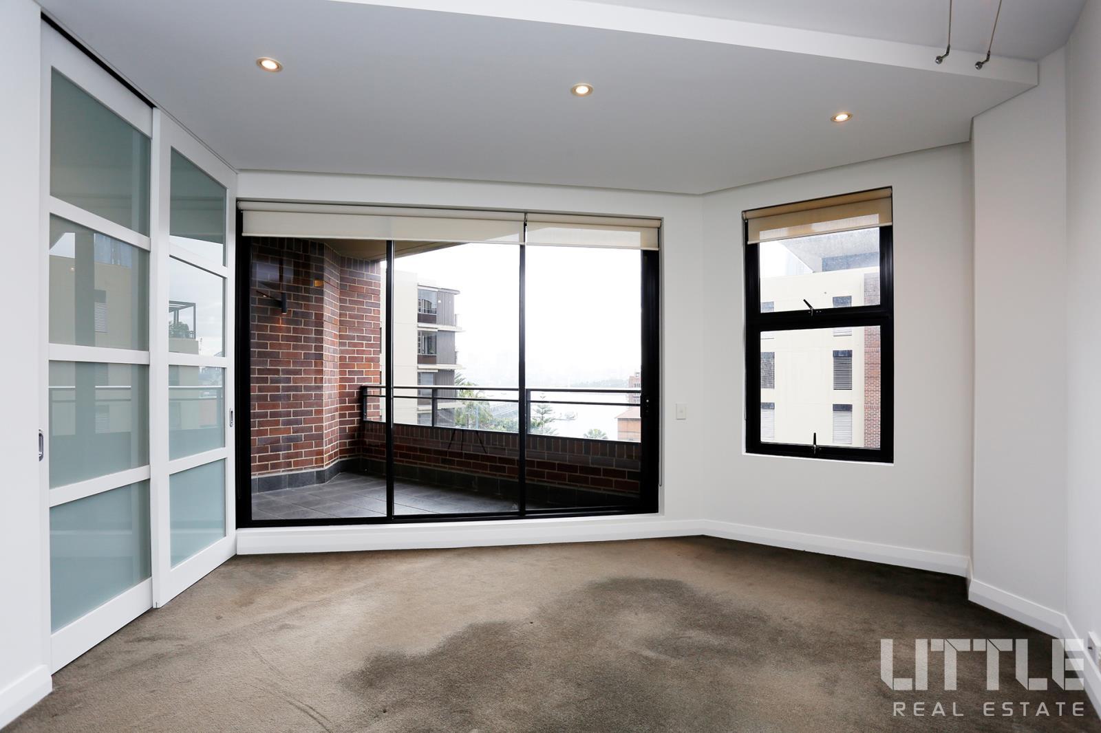 214069588__1786421931-214069588__1786421382-72001-Lowres-10549E70326Pointstreetpyrmont2104700261Eos5D490