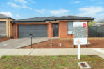 85 James Melrose Drive, Brookfield VIC