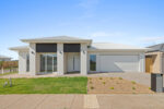 138 Whitecross Drive, Thornhill Park VIC
