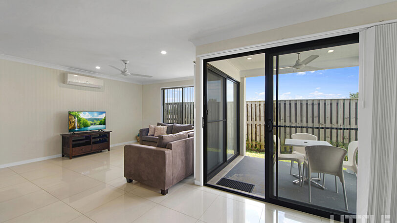 8 Cobb Crescent, PIMPAMA QLD 4209, Pimpama - Thumbnail 7