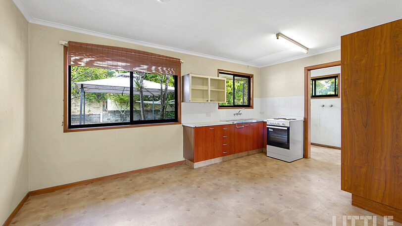 4 Petra Street, SOUTHPORT QLD 4215, Southport - Thumbnail 6