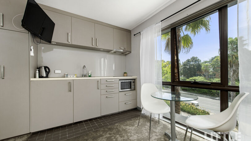 21/3 Studley Park Road, KEW VIC 3101, Kew - Thumbnail 2