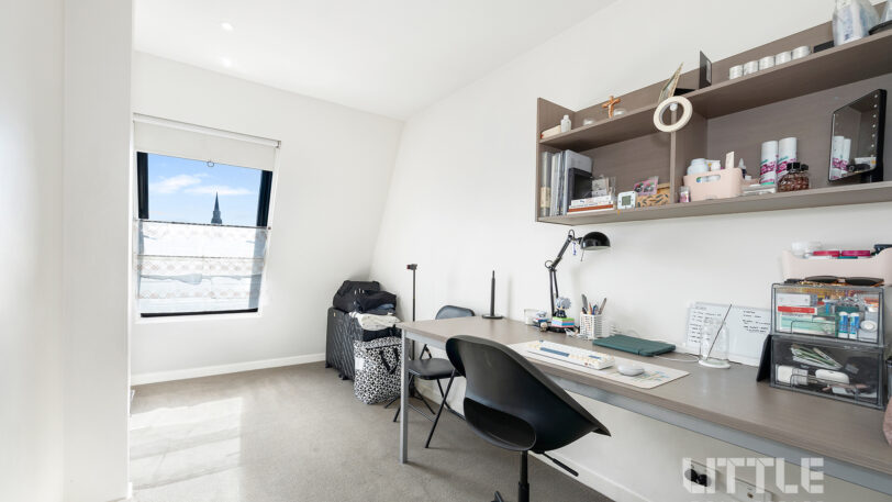 38/589 Glenferrie Road, Hawthorn - Image 1