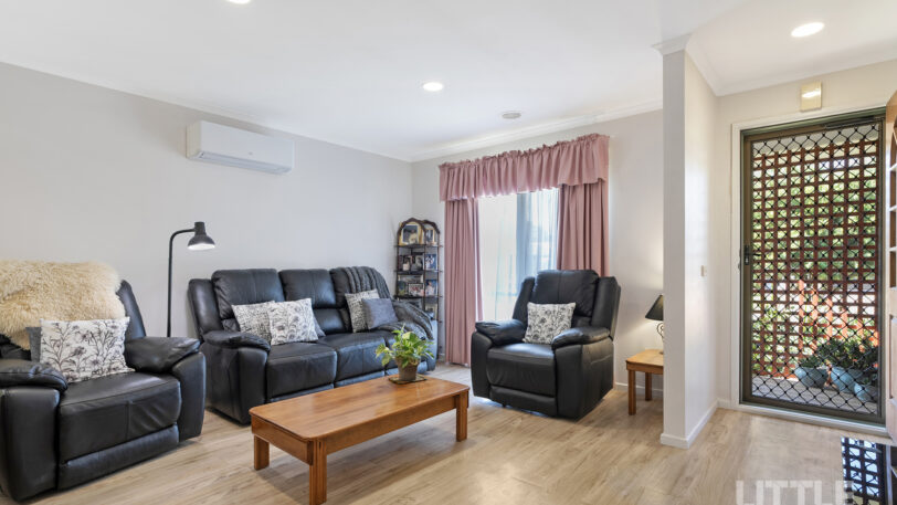 19 Megan Close, CRANBOURNE WEST VIC 3977, Cranbourne West - Thumbnail 3