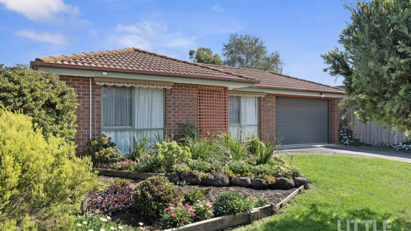 19 Megan Close, CRANBOURNE WEST VIC 3977, Cranbourne West - Image 1