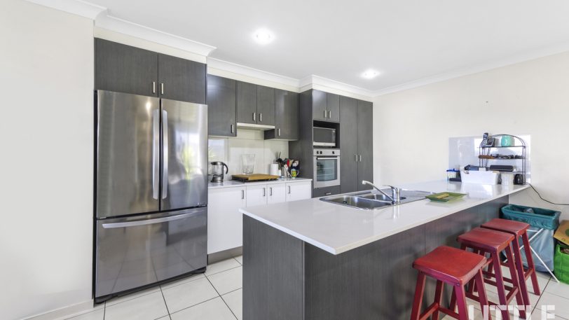 12 Sandover Circuit, HOLMVIEW QLD 4207, Holmview - Thumbnail 6