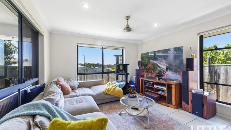 12 Sandover Circuit, HOLMVIEW QLD 4207, Holmview - Thumbnail 8