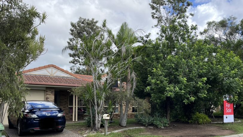 8 Jan Court, BETHANIA QLD 4205
