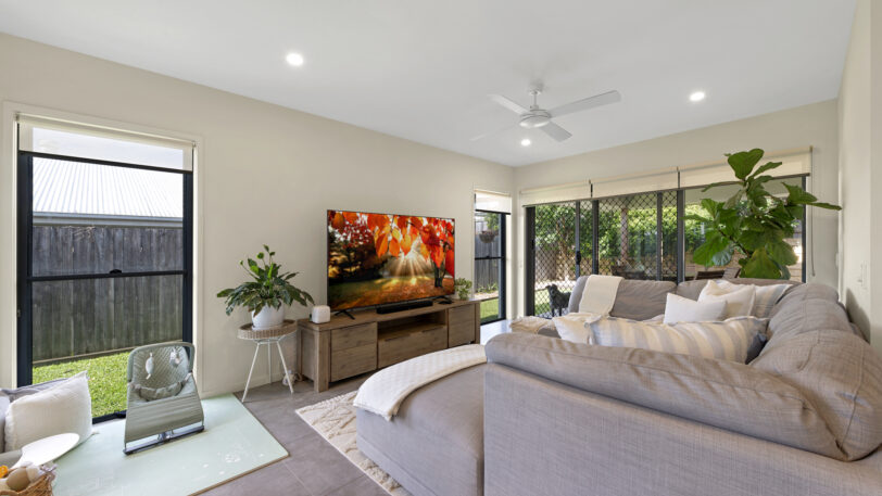 18 Muller Street, REDLAND BAY QLD 4165, Redland Bay - Thumbnail 7