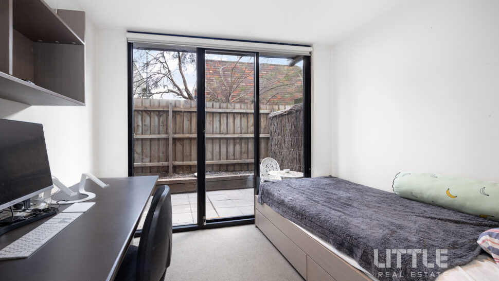 4/589 Glenferrie Road, Hawthorn - Image 1